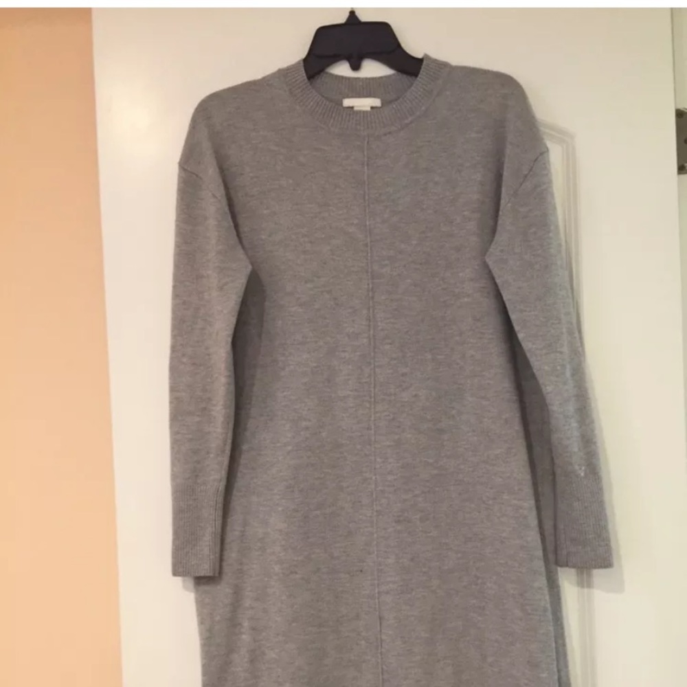 H & M gray long sleeve sweater dress